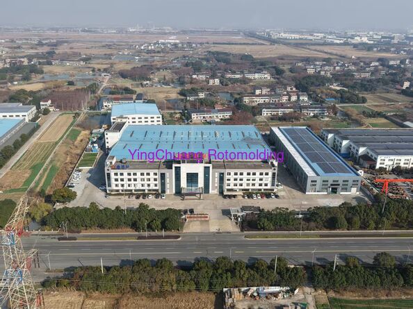 Changzhou Yingchuang Rotomolding Equipment Co,. Ltd linha de produção do fabricante