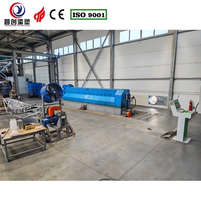comprar Máquina de Roto Moldagem para Fabricação de Caiaques, Forno Oscilante, 380V, 50Hz, 3 Fases online manufacture