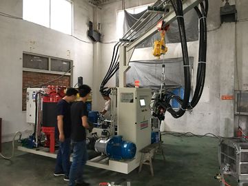comprar Máquina de espuma de poliuretano industrial Produção de espuma 20-50 kg/min online manufacture